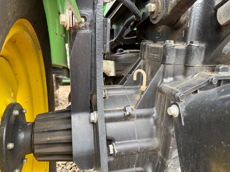 john-deere-3032e-image-36