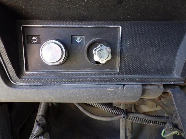 1991-ford-f600-image-31
