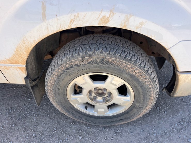 2010-ford-f150-xlt-image-11