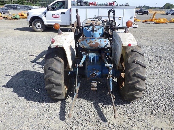 ford-tractor-image-6