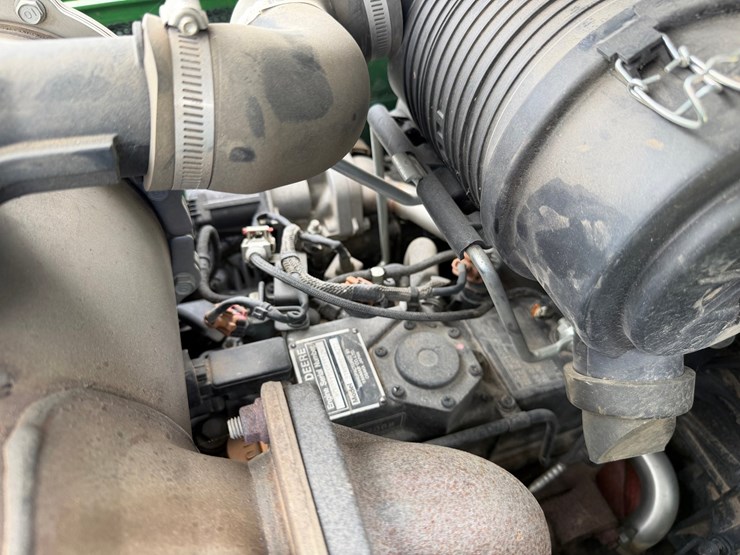 john-deere-3032e-image-68