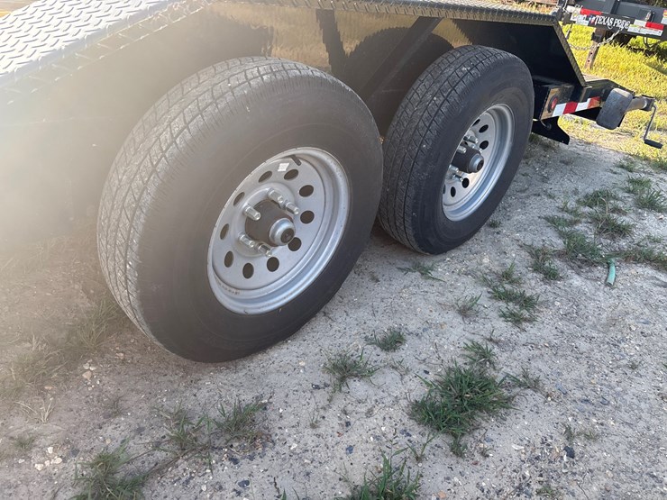 #35373-•-2024-loadtrail-102x20-trailer-image-6