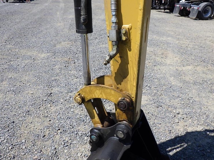 2017-caterpillar-304e2-cr-image-25