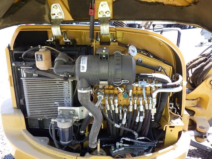2017-caterpillar-304e2-cr-image-32