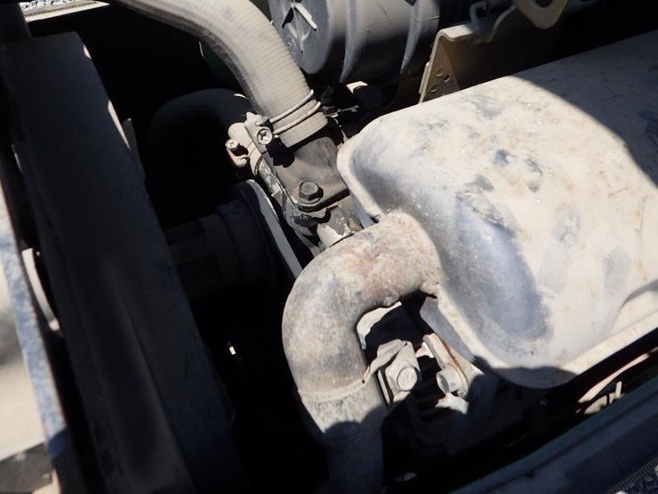 john-deere-4100-image-30