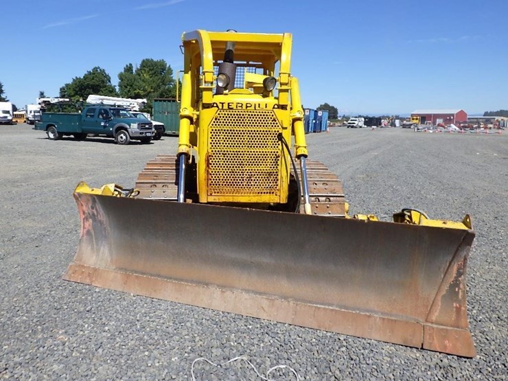 caterpillar-d6-image-8