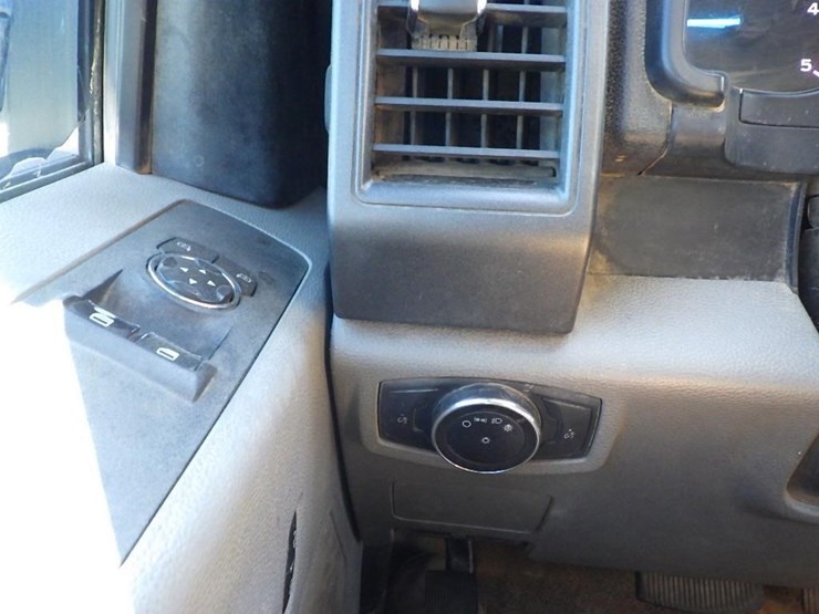2019-ford-f550-image-38