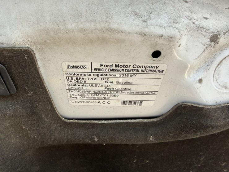 2016-ford-escape-image-16