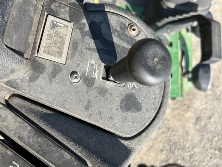2014-john-deere-8500-image-11