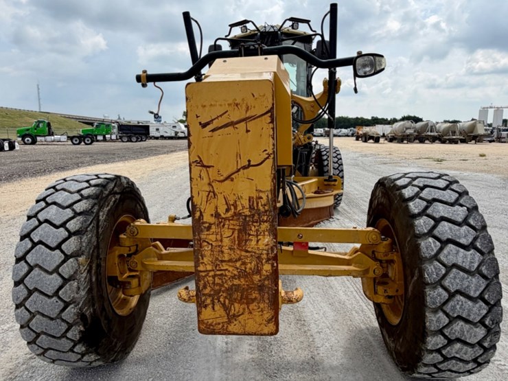 2008-caterpillar-140m-image-2