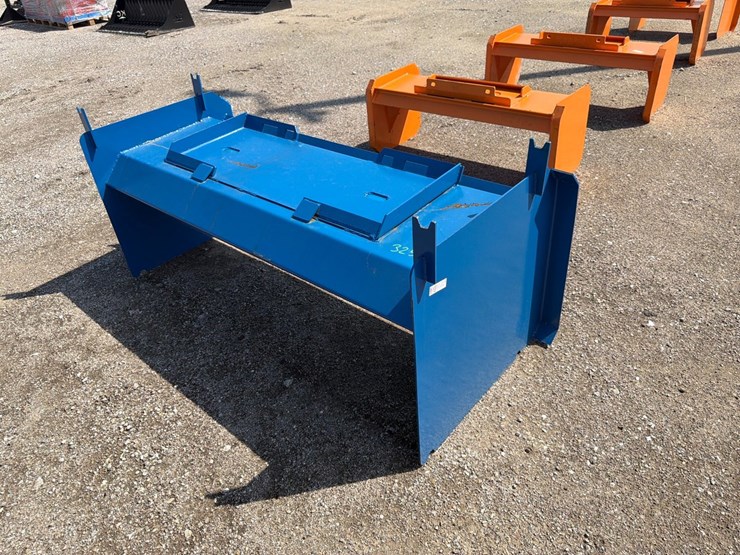 kit-containers-6'-skid-steer-economy-pusher-image-1