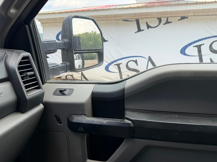 2017-ford-f350-image-81