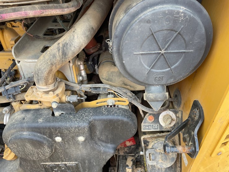 caterpillar-299d2-xhp-image-28