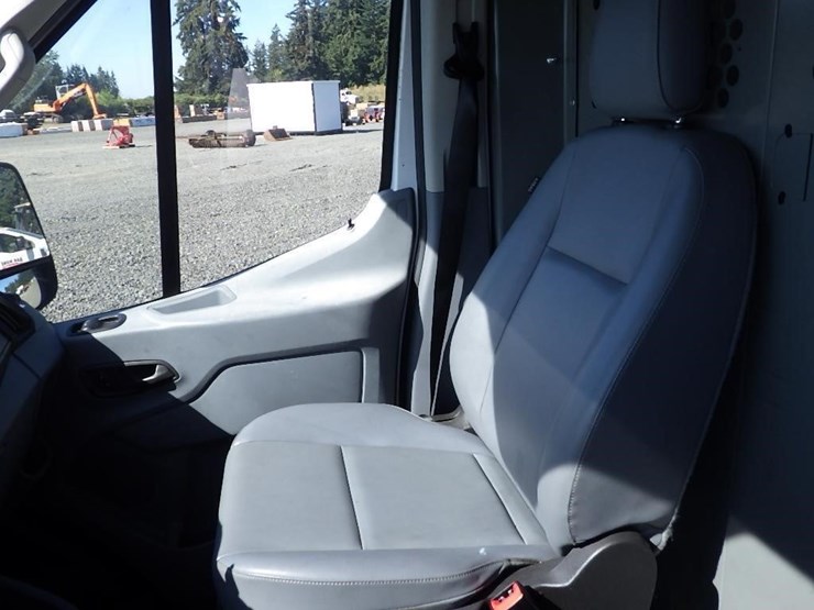 2018-ford-transit-image-41