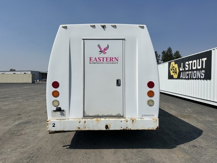 2012-ford-e450-sd-image-4