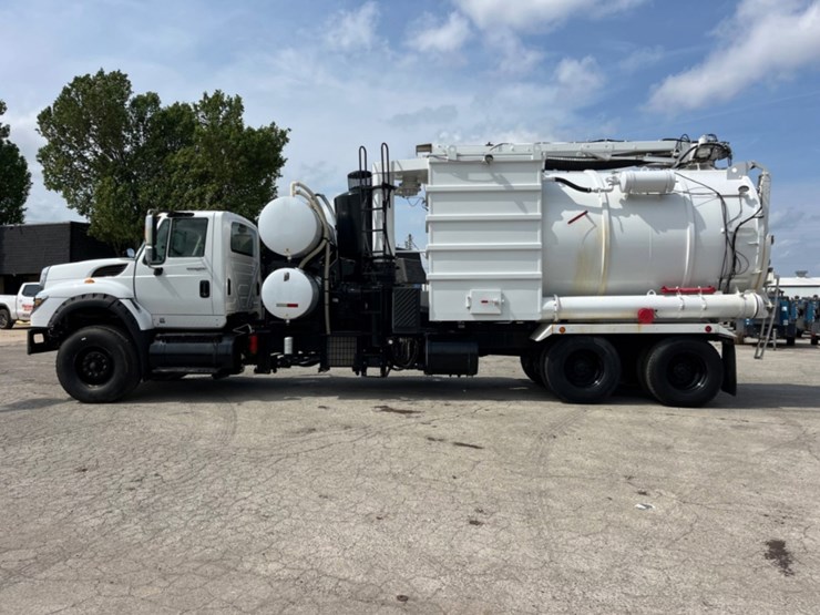 2012-international-workstar-7600-image-8