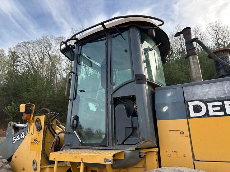 2005-deere-544j-image-27
