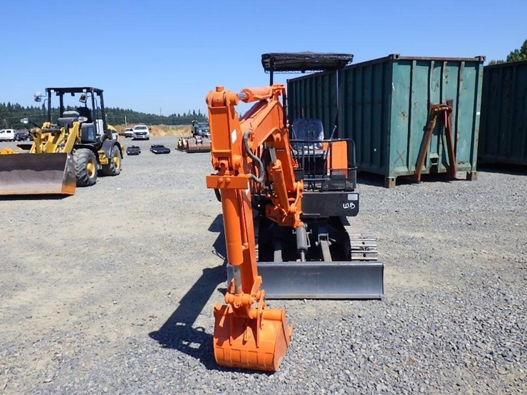 hitachi-ex21-image-2
