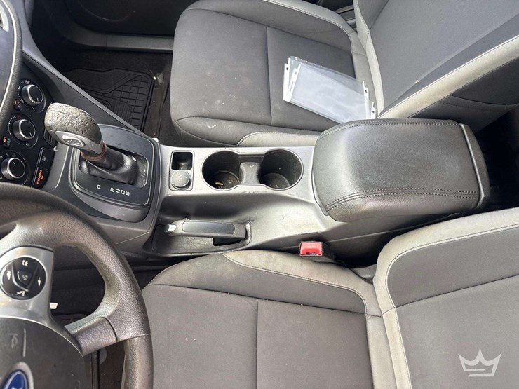 2015-ford-escape-image-15