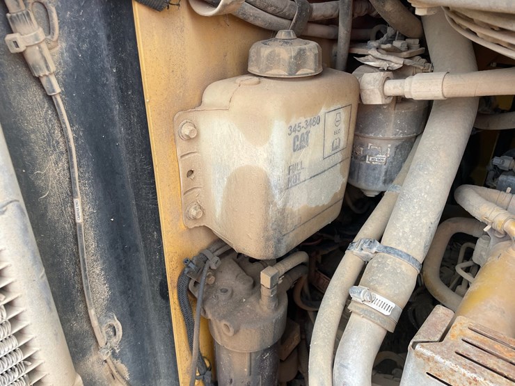 2017-caterpillar-259d-image-26