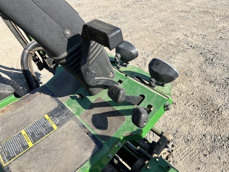 2014-john-deere-8500-image-12
