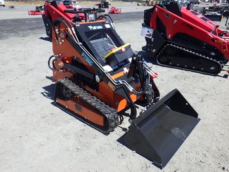 2026-future-36c-skid-steer-tracked-loader-image-4