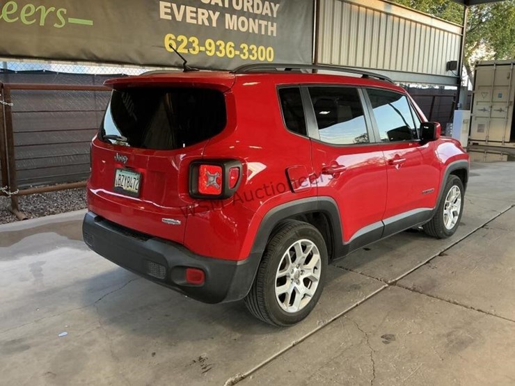 2016-jeep-renegade-image-7