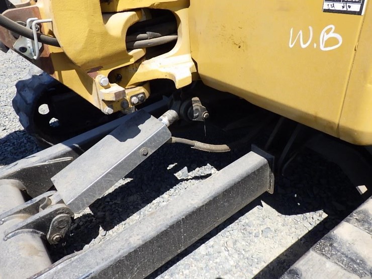 2017-caterpillar-304e2-cr-image-15