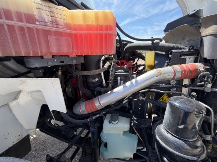 2024-international-mv607-sba-image-12