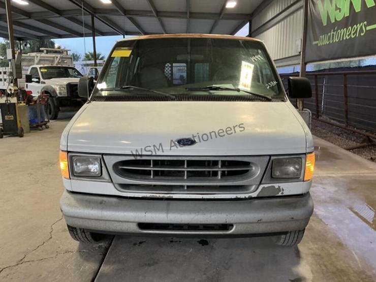 1999-ford-cargo-image-3