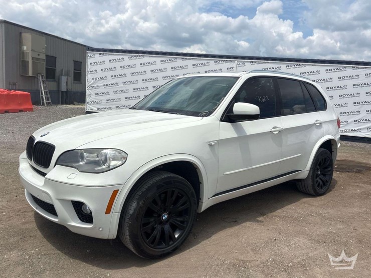 2013-bmw-x5-image-1