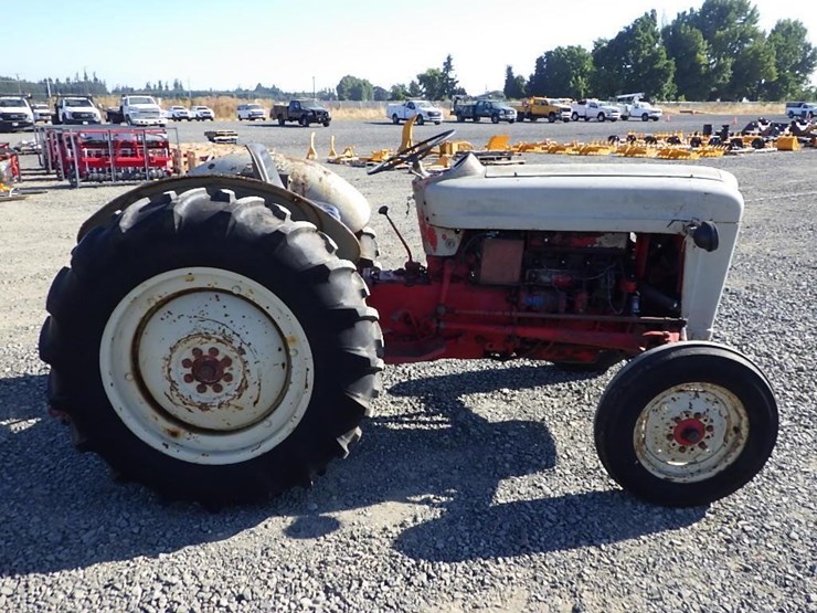 ford-tractor-image-6
