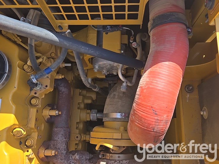 2019-caterpillar-336-image-59