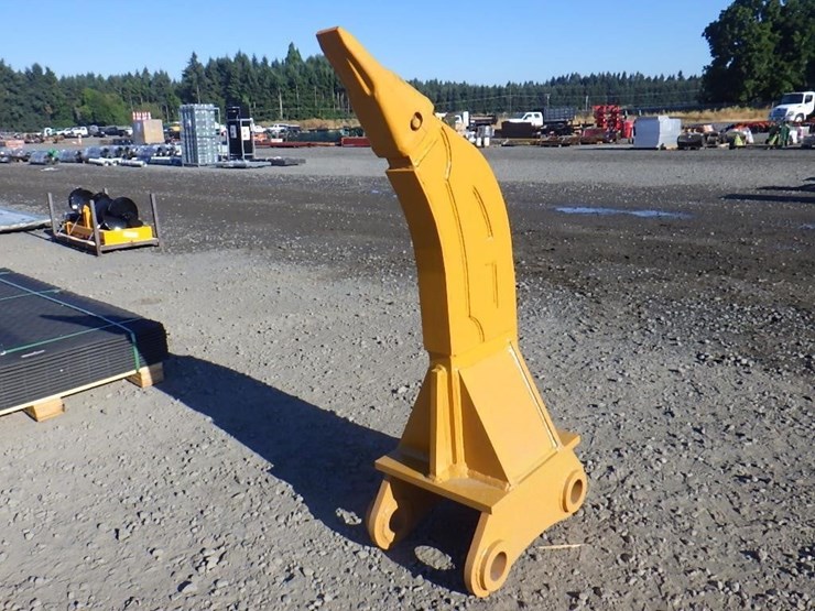 caterpillar-320-image-2