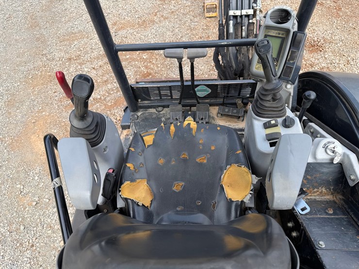 deere-35g-image-69