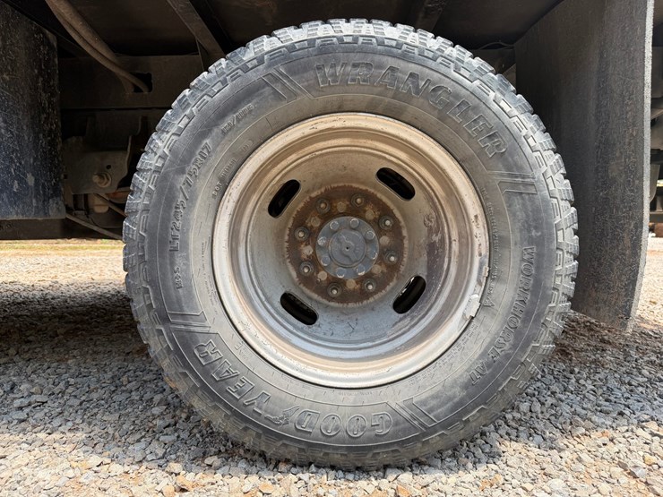 2017-ford-f350-image-107