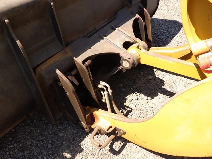 2014-caterpillar-907h2-image-17