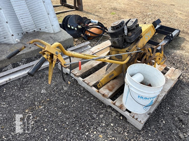 massey-ferguson-tiller-image-2
