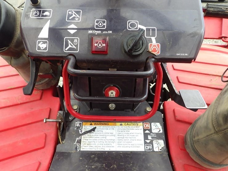 canycom-cmx2402-ride-on-mower-image-22