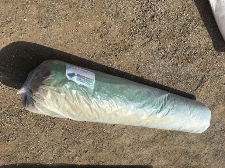 6.6ft-x-49.2ft-roll-of-unused-artificial-turf,-image-1