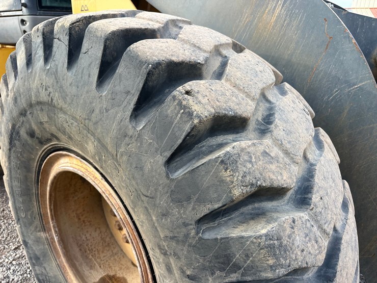 2005-deere-544j-image-56