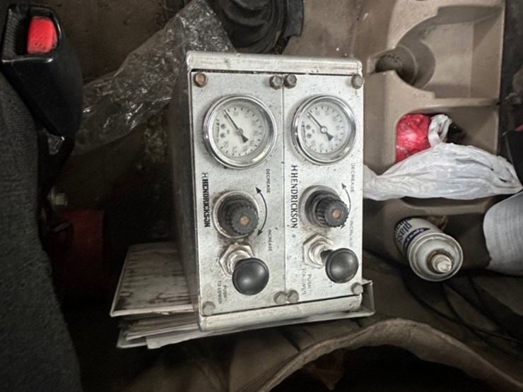 2011-international-paystar-5900i-image-27
