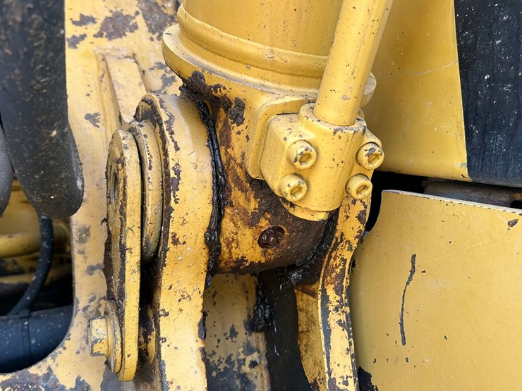 2004-caterpillar-321c-image-32