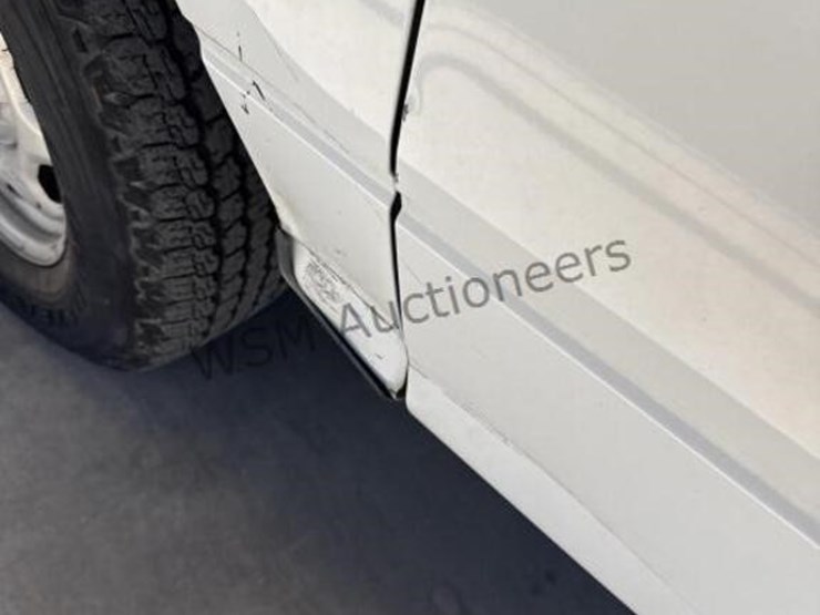 2011-ford-f150-image-11