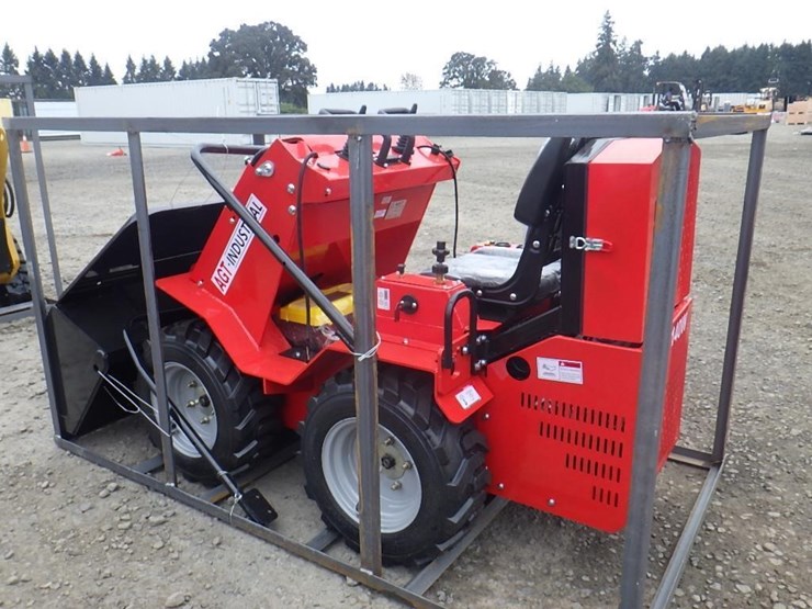2026-agt-sda-140w-skid-steer-loader-image-2