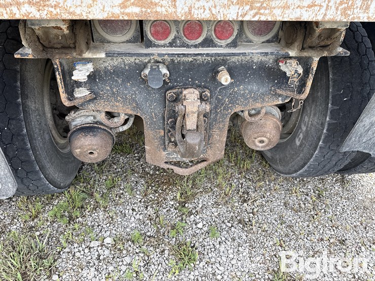 2004-kenworth-t800-image-9