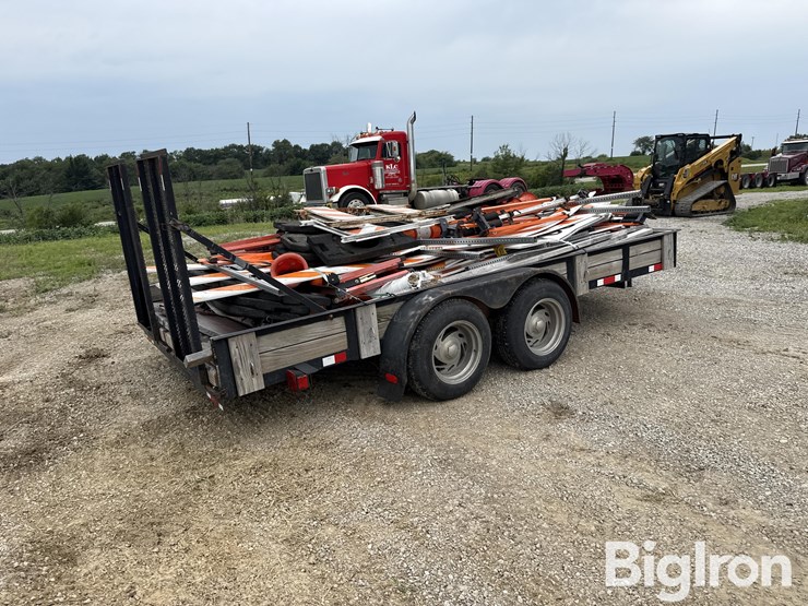 2006-t/a-utility-trailer-w/road-cones-&-signs-image-5