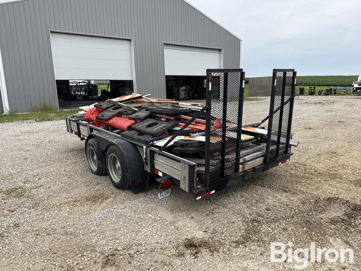 2006-t/a-utility-trailer-w/road-cones-&-signs-image-7