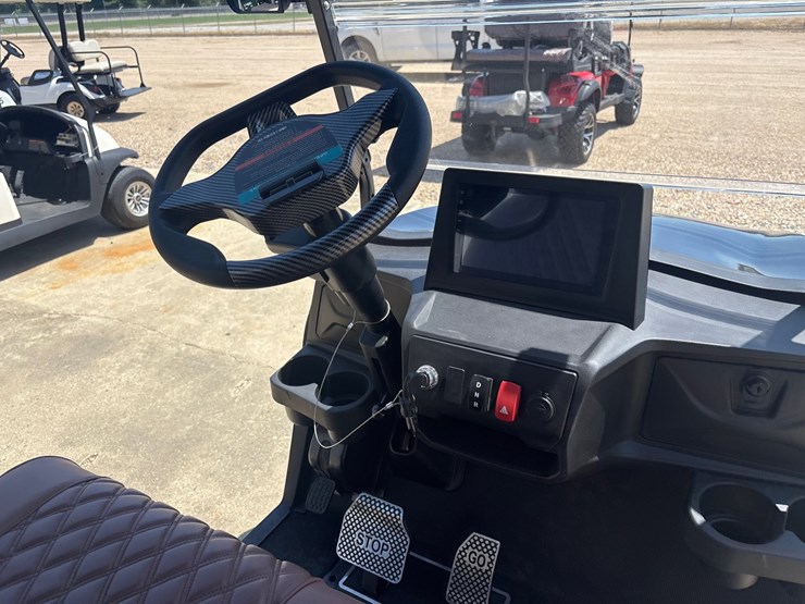 #83-•-2026-6-seat-off-road-golfcart-image-8