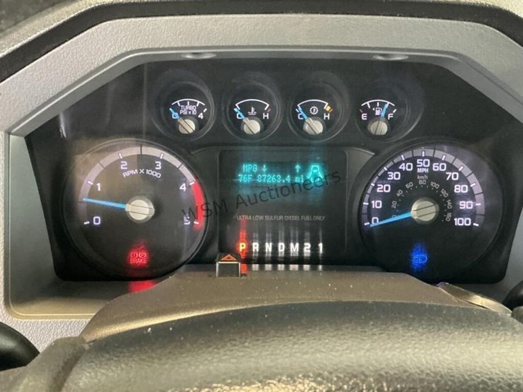 2011-ford-f550-image-19